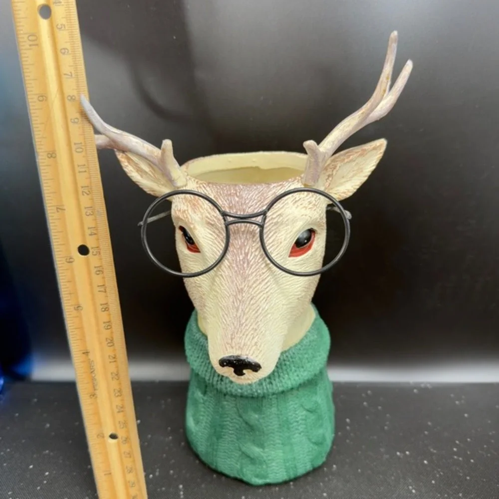 Ashland Deer Head Vase Vessel Decorative Container Glasses Green Sweater‎ Resin